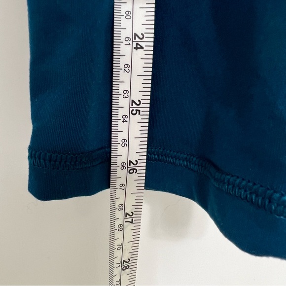 Adidas mid rise cropped leggings in teal colour - Picture 5 of 9